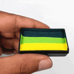 Fusion Body Art One Stroke Split Cake - Amazon (30 Gm)